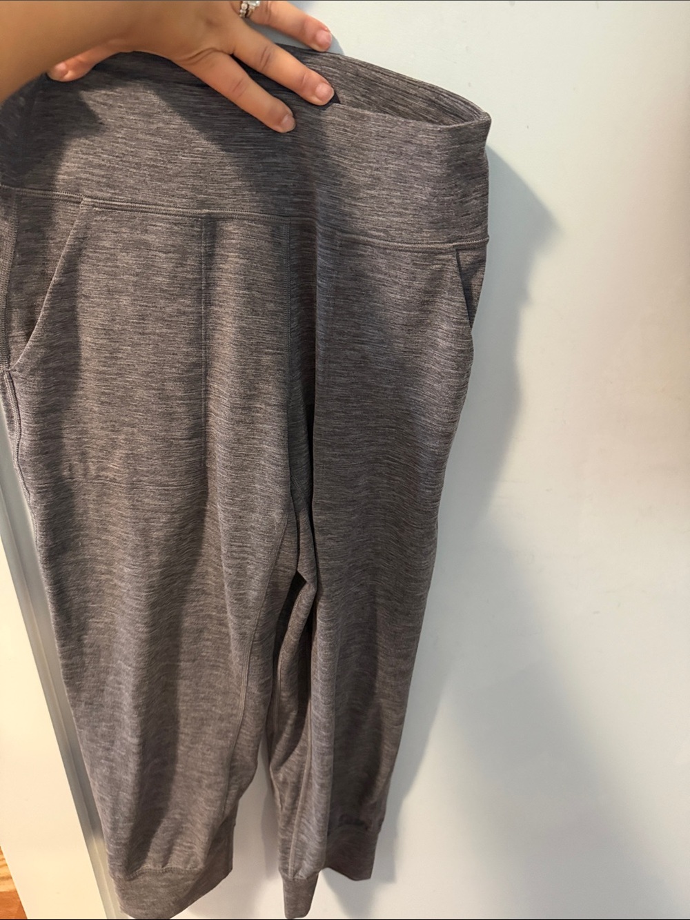 lululemon heather gray cropped yoga leggings